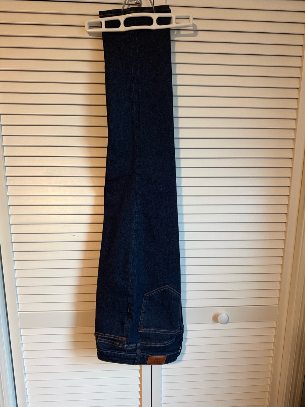 Women's Lands' End Recover™
Mid Rise Straight Leg Jeans - Size 6